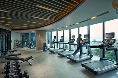 健身房不通风空气质量差，安装新风系统的健身房才是真正的健身房